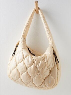 ✨NWT✨ Free People Surplus Shine Carryall Bag, Arctic Tundra